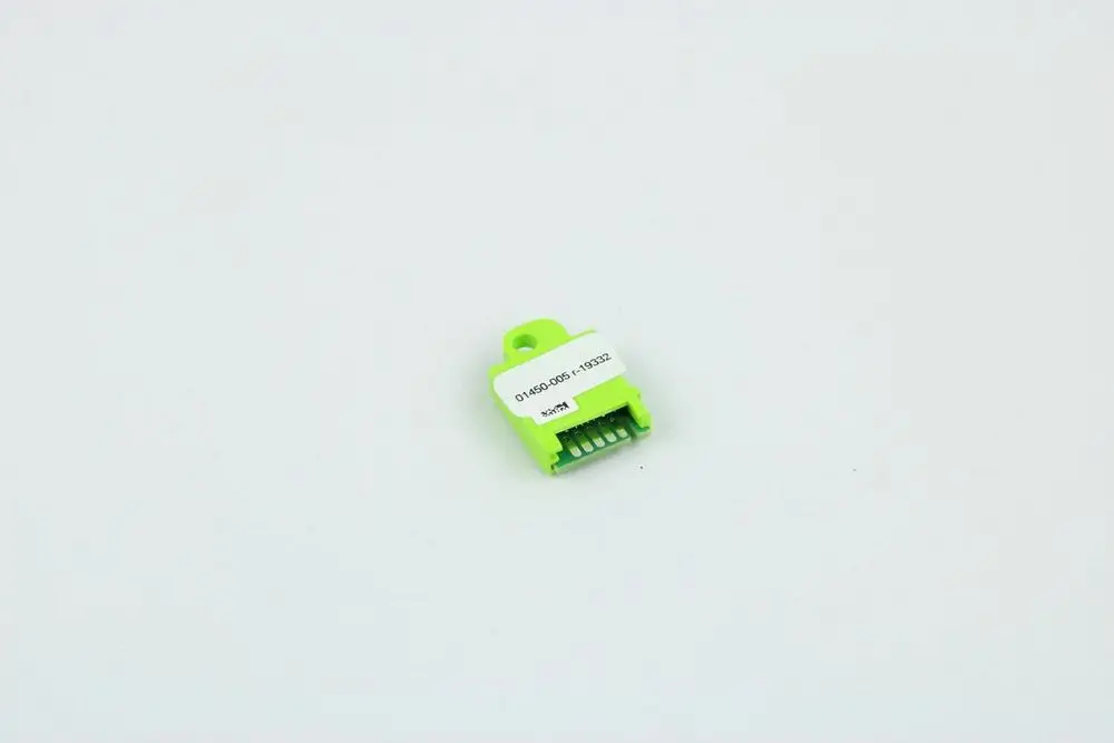 Grüner elektrischer Anschluss für BOSCH-Geräte, mit mehreren Kontaktpins auf der Unterseite. Eindeutige Kennzeichnung am Gehäuse.